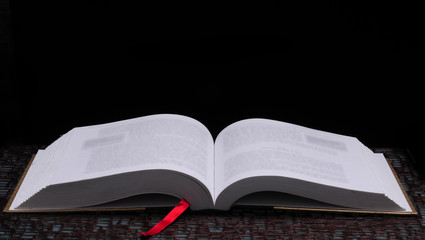 笔记本电脑在哪里调亮度？