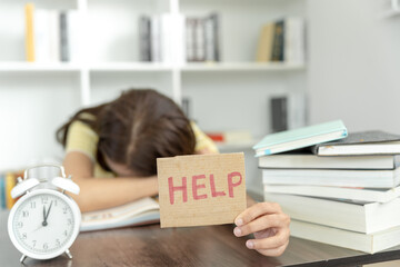 笔记本有些按键不灵敏要用力按才行！如何解决