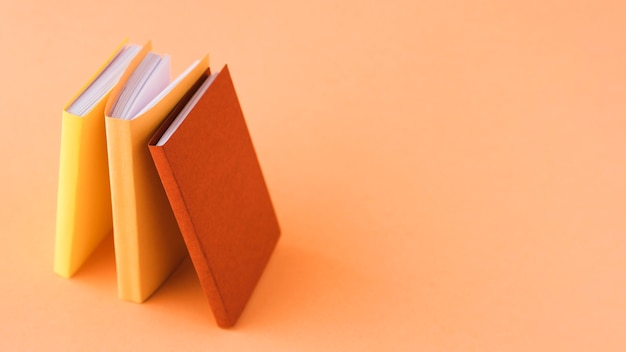 笔记本电脑在哪里调亮度？